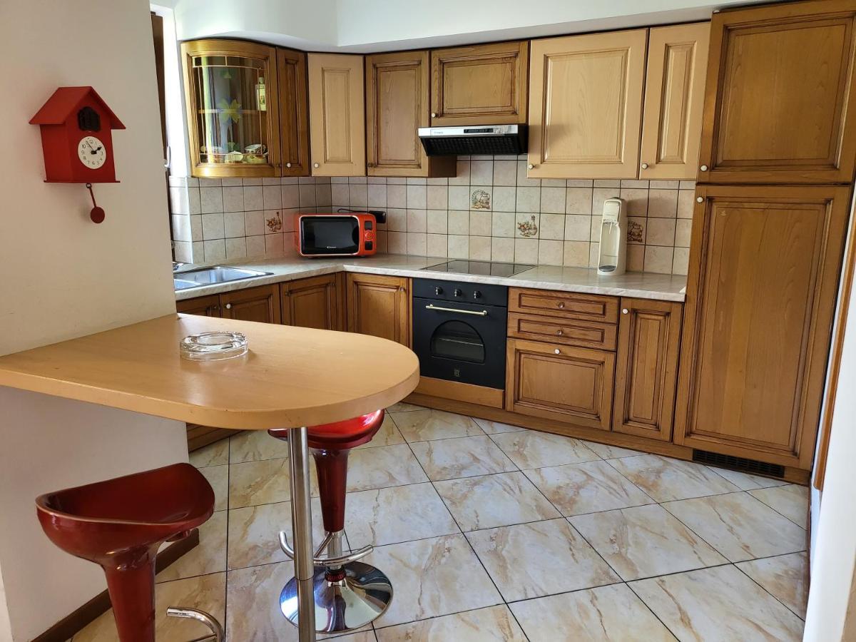 Appartamento Gobi Castel Condino Exterior photo